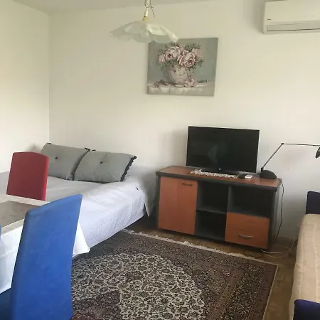 Radnicka Apartmán *